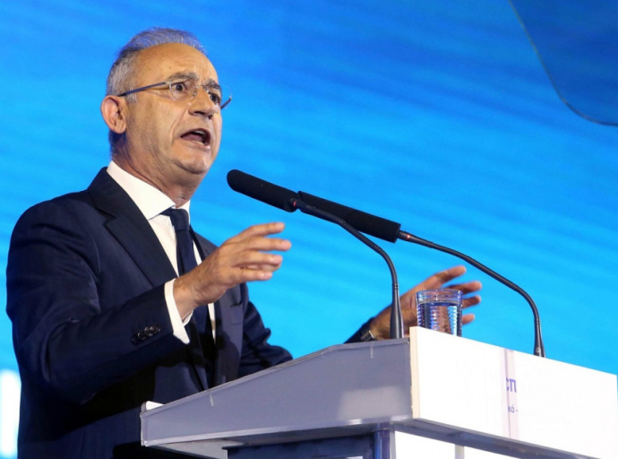 Αβέρωφ Νεοφύτου: "Τα Μεγάλα, τα μικρά και ο μικρομεγαλισμός!"